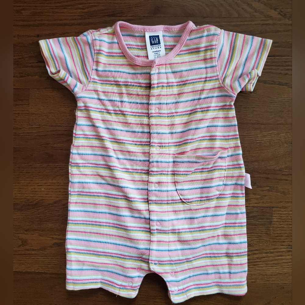 BabyGap Factory Girls 3/6M pink striped shortie one-piece sunsuit